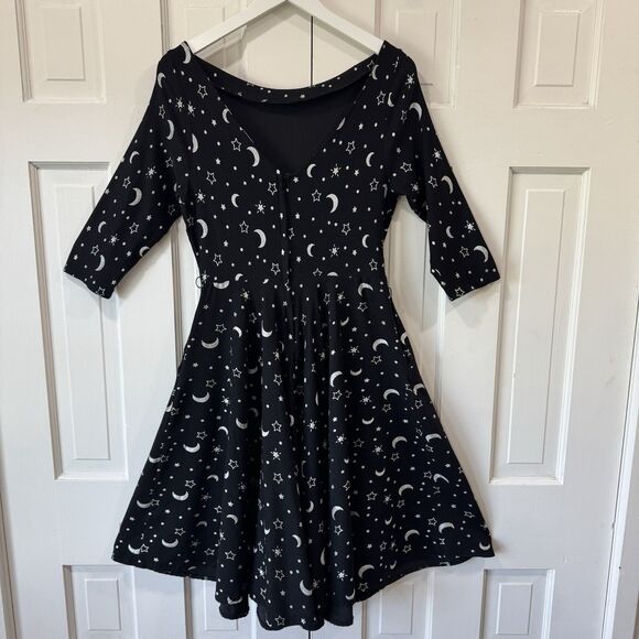 Unique Vintage Devon Swing Dress Black Celestial Moon Stars Halloween Retro S/M - Picture 4 of 14
